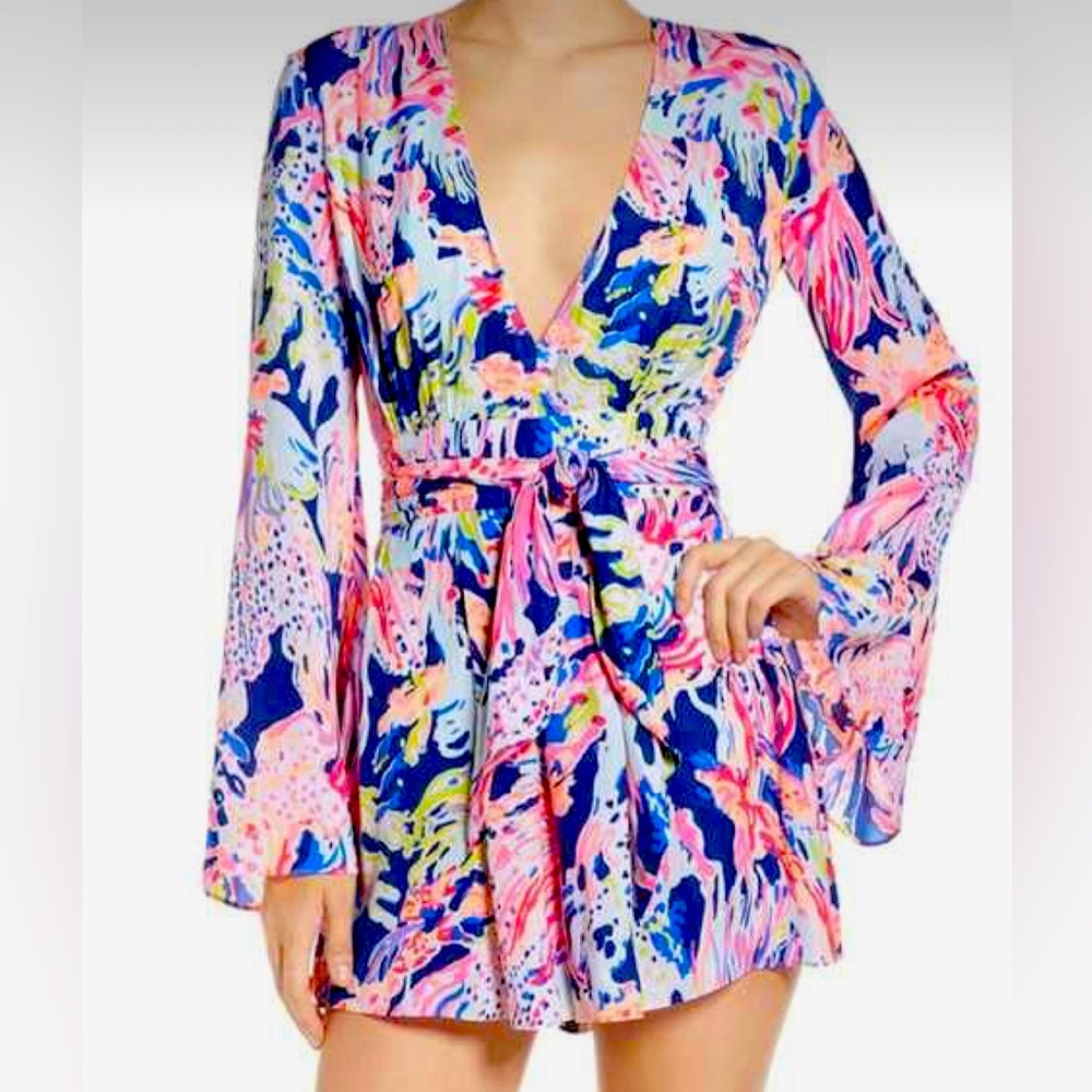 Lilly Pulitzer Gloria Romper in Sunken Treasure print. Size 4.